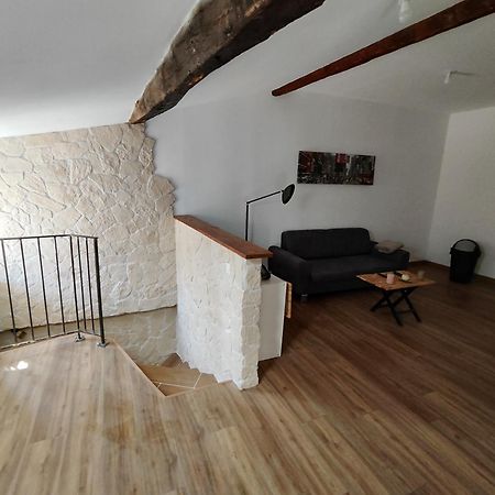 Petit Coin De Paradis Apartment Aups Exterior foto